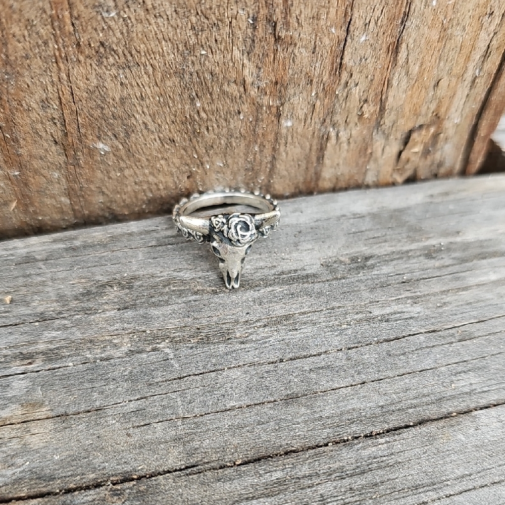 James Avery Silver Floral Ring